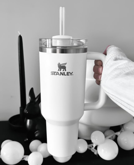 Stanley Quencher H2.0 FlowState Tumbler with Handle & Straw