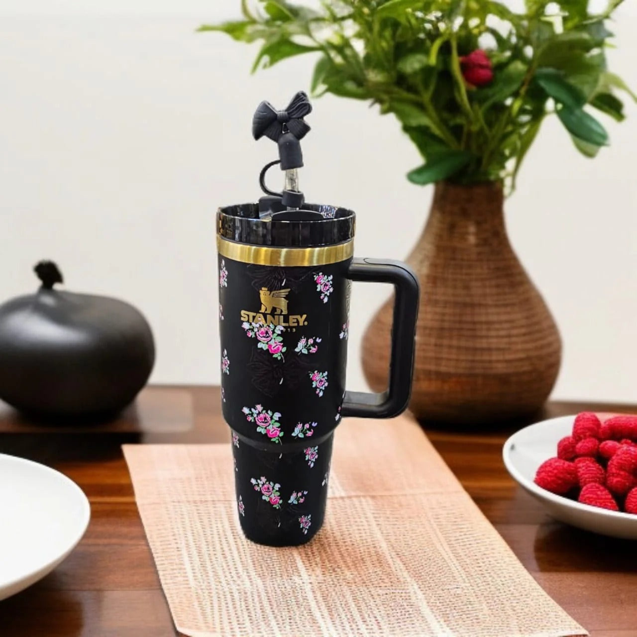 Stanley Flow State Tumbler-Black